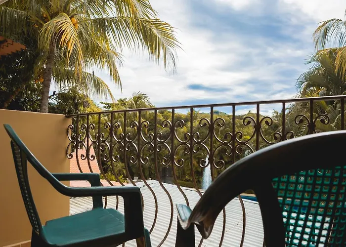 Coco Palms 3*